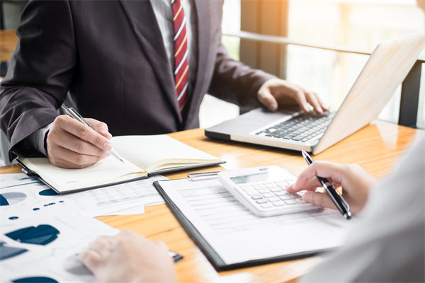 企業(yè)管理之要讓員工跟隨你，保持一致