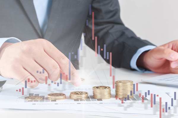 薪酬與市場(chǎng)接軌：保持競(jìng)爭(zhēng)力，吸引優(yōu)秀人才