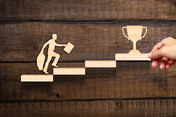 科學(xué)薪酬體系：激勵員工，提升績效的關(guān)鍵策略