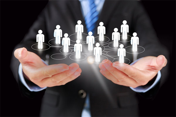 面對行業(yè)變革，企業(yè)如何重構(gòu)組織以適應(yīng)新市場環(huán)境？