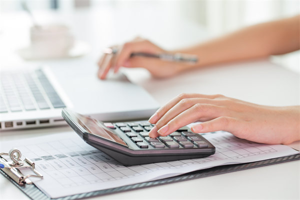 環(huán)境快速變化，如何確保預(yù)算執(zhí)行的靈活性和適應(yīng)性？