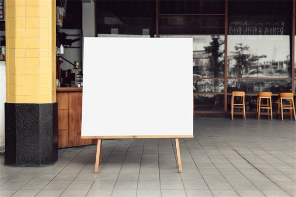 經(jīng)濟全球化，如何調(diào)整年度經(jīng)營計劃適應(yīng)國際市場變化？