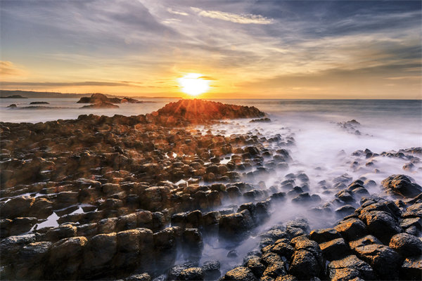 企業(yè)管理咨詢?nèi)绾沃φ闹萜髽I(yè)提升競爭力？