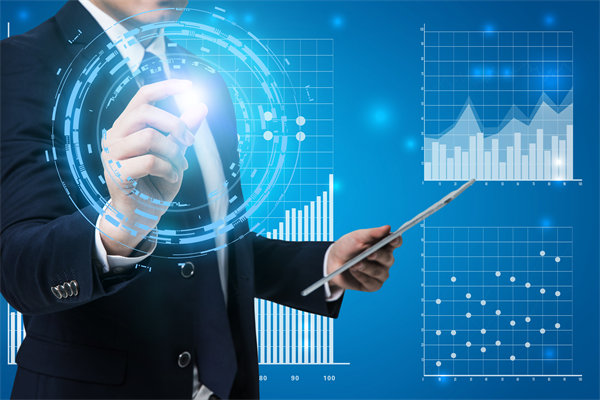 年度經(jīng)營計劃實施中，如何確保各部門協(xié)同一致？