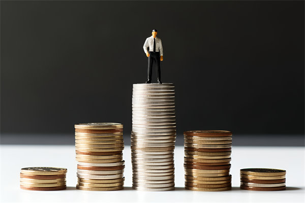 市場(chǎng)競(jìng)爭(zhēng)激烈，如何制定薪酬策略以吸引并留住人才？