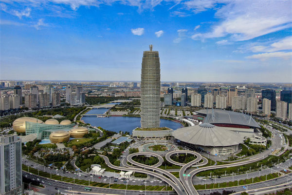 鄭州戰(zhàn)略咨詢公司如何為企業(yè)定制長遠(yuǎn)發(fā)展規(guī)劃？