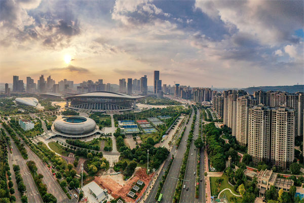 南昌集團(tuán)管控咨詢公司如何強化集團(tuán)集權(quán)與分權(quán)平衡？