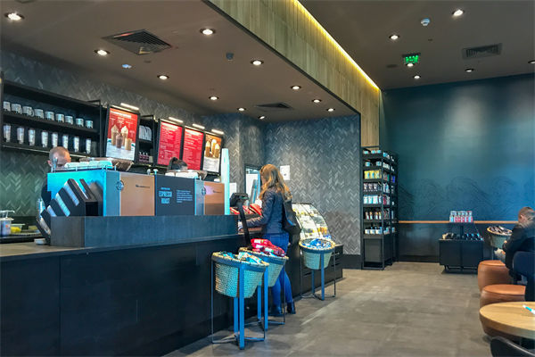 福利政策在薪酬體系中的作用及其優(yōu)化策略是什么？