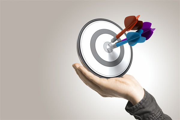 績效管理如何提升員工滿意度，又增強企業(yè)競爭力？