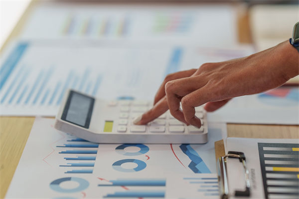 執(zhí)行與預(yù)算嚴(yán)重脫節(jié)，企業(yè)如何構(gòu)建動態(tài)監(jiān)控與調(diào)整機(jī)制？