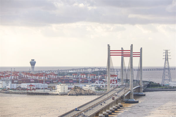 供應鏈管理分析：中國外貿(mào)在復雜環(huán)境中穩(wěn)健前行