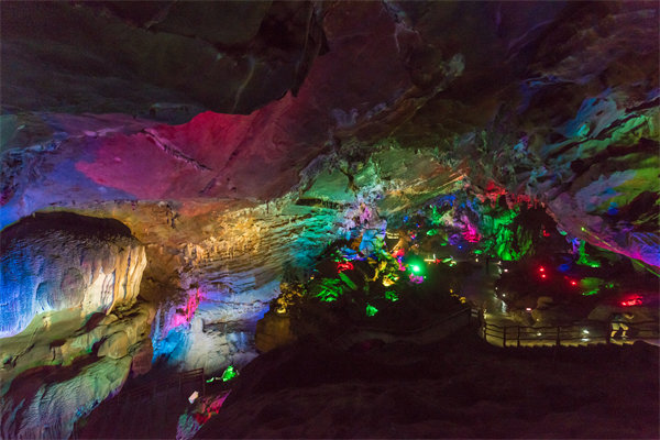 清遠(yuǎn)精益生產(chǎn)咨詢公司聚焦瓶頸，怎樣幫工廠突破效率提升臨界點(diǎn)？