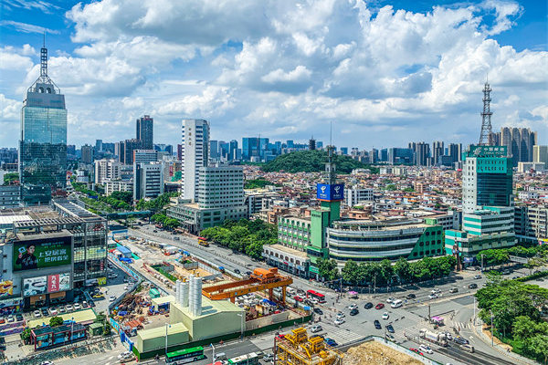 佛山管理咨詢公司深度助力，企業(yè)如何加速突破成長(zhǎng)天花板？