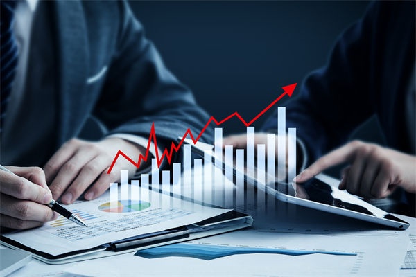 上海街頭真無人出租車要來了，對制造業(yè)有何啟示？