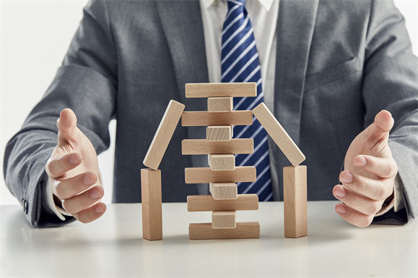 企業(yè)為保預(yù)算平衡砍項(xiàng)目，錯失發(fā)展機(jī)遇，值得嗎？