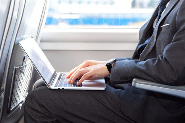 高鐵站下架泡面不如站臺(tái)禁吸煙，組織規(guī)劃管理啟示