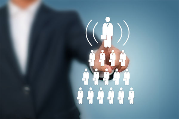 組織架構(gòu)跟著業(yè)務(wù)變總錯(cuò)位，效率越調(diào)越低怎么破？